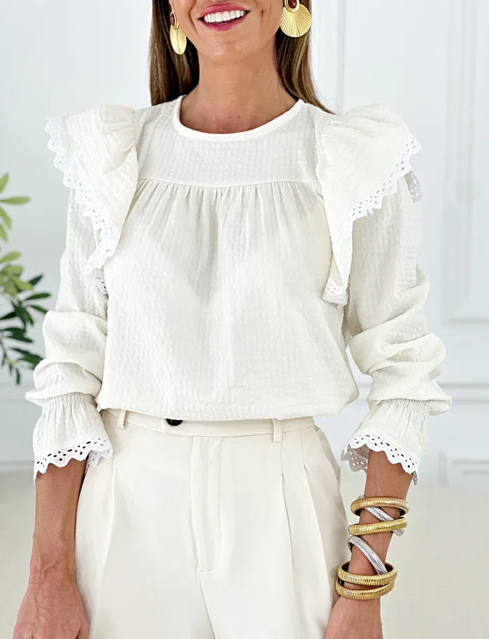 Blusa Carlota puntilla beige