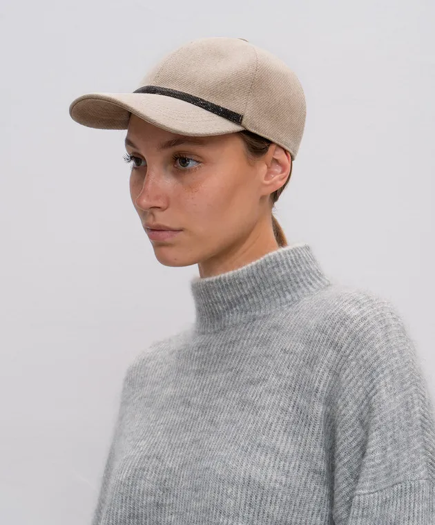 Brunello Cucinelli Beige cap made of wool with a monil chain