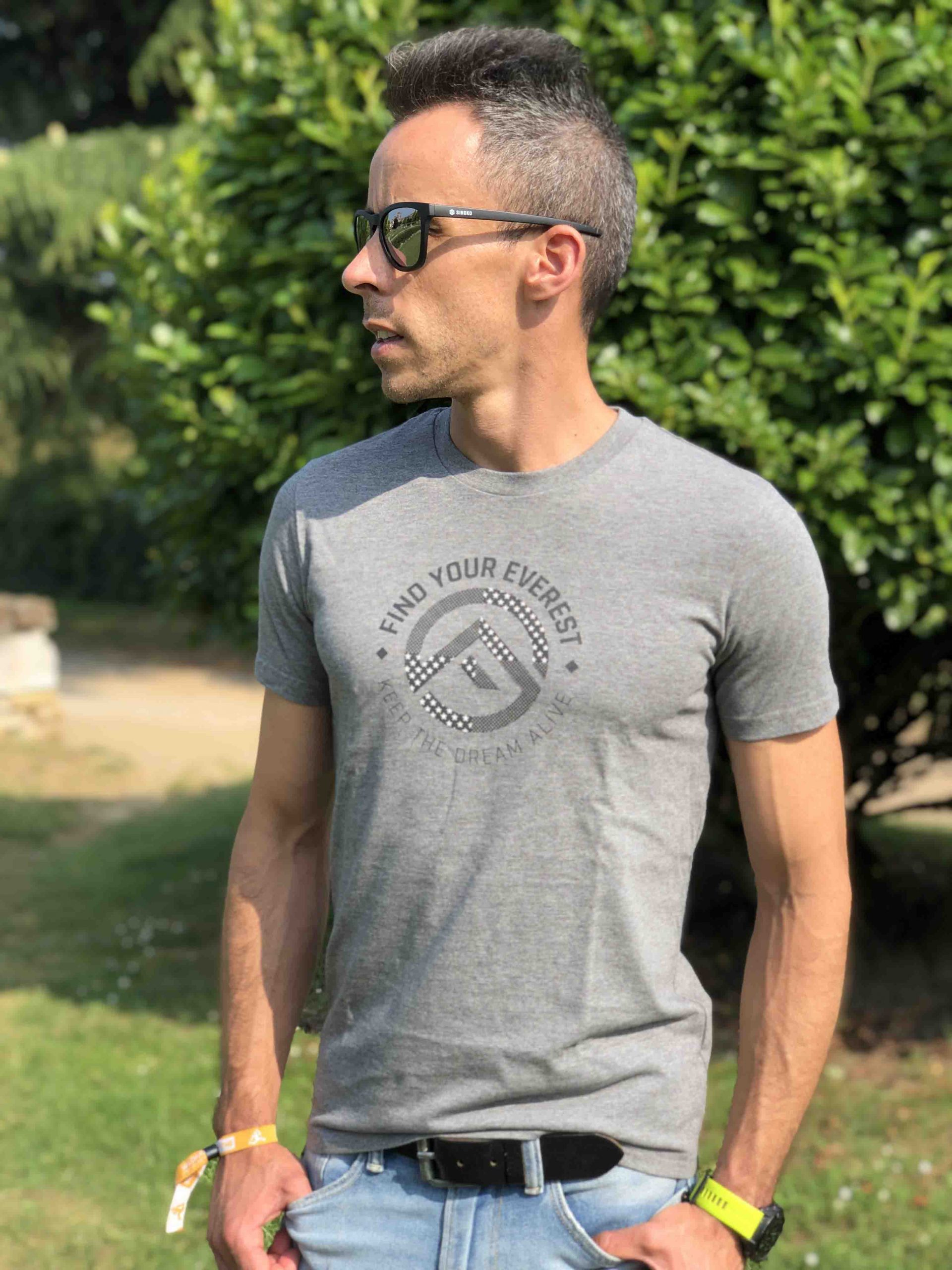 CAMISETA CASUAL FIND YOUR EVEREST “ICON STARS”