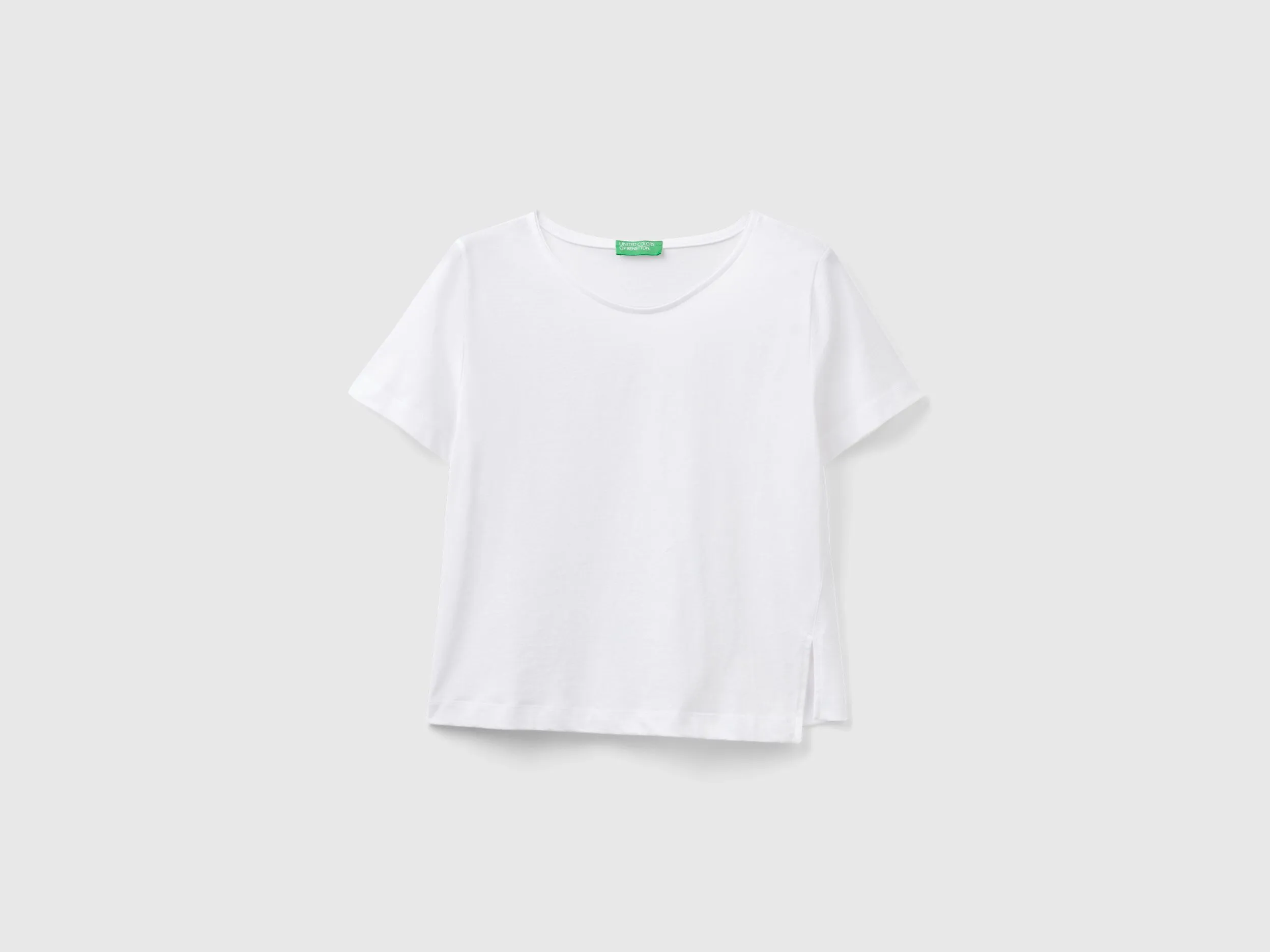 Camiseta de manga corta con abertura
