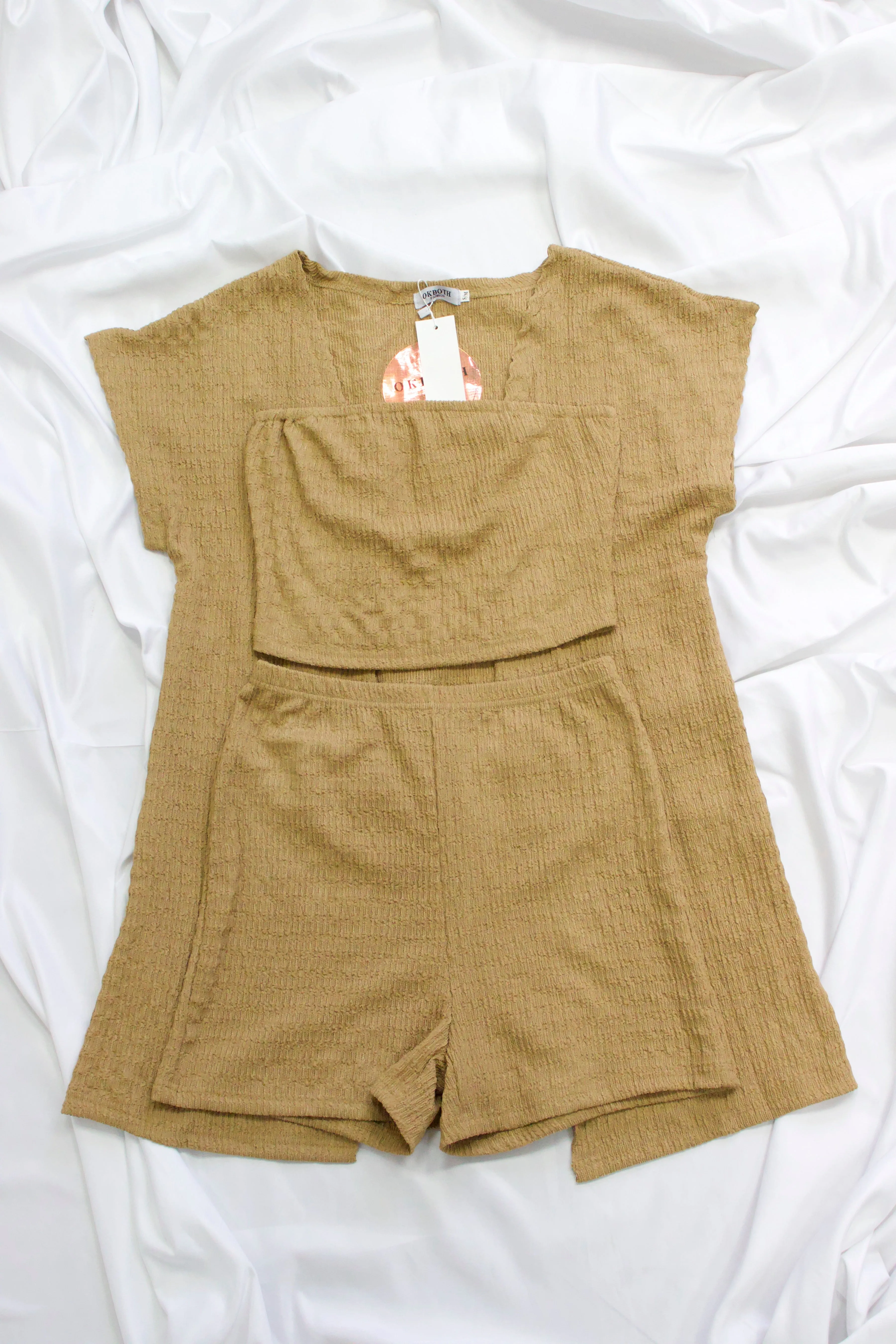 CONJUNTO DE ROPA 3 PIEZAS LF846
