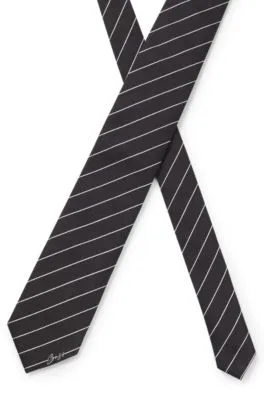 Corbata en jacquard de seda con rayas en diagonal