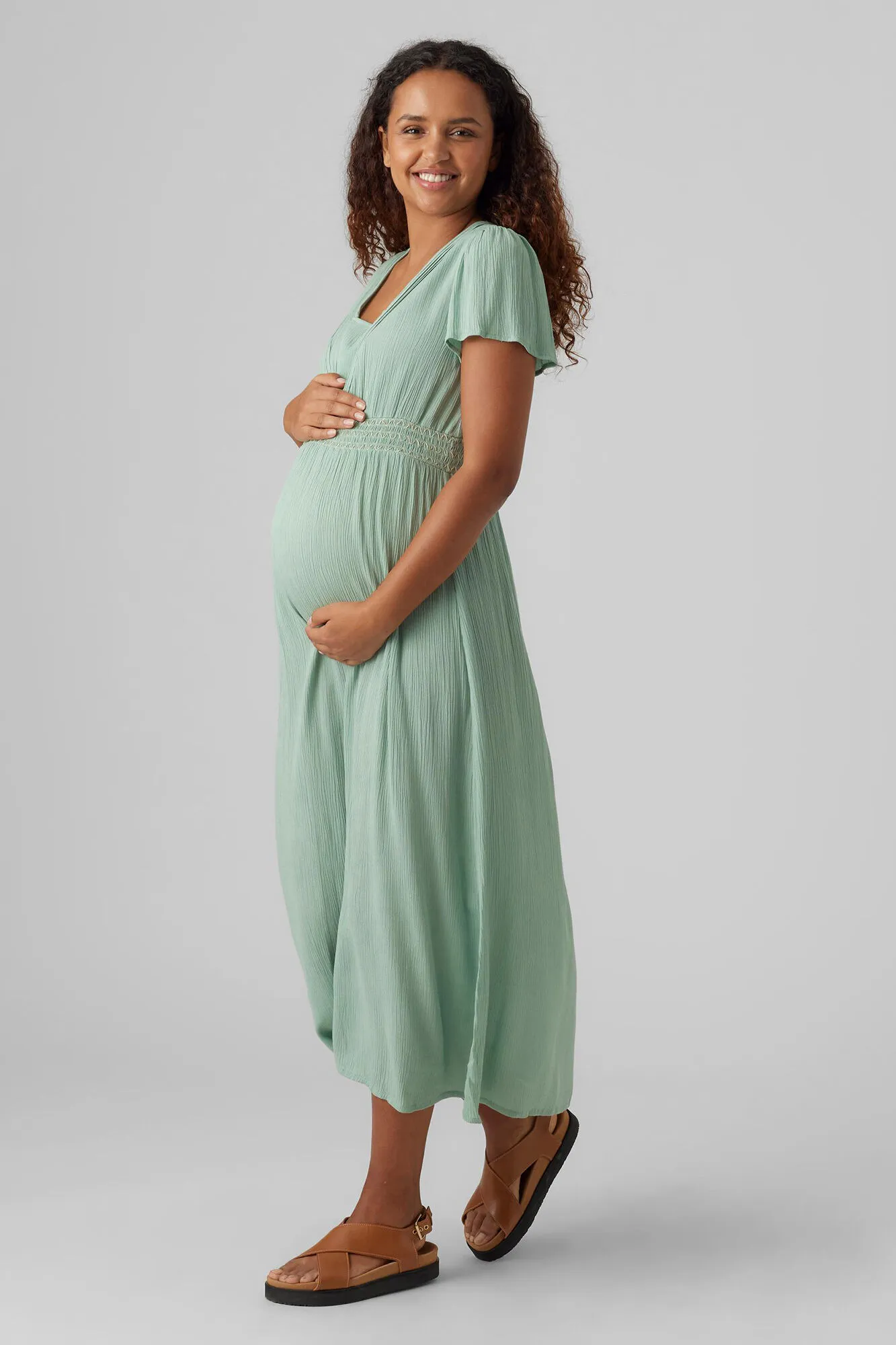 Mamalicious Vestido largo maternity de manga corta