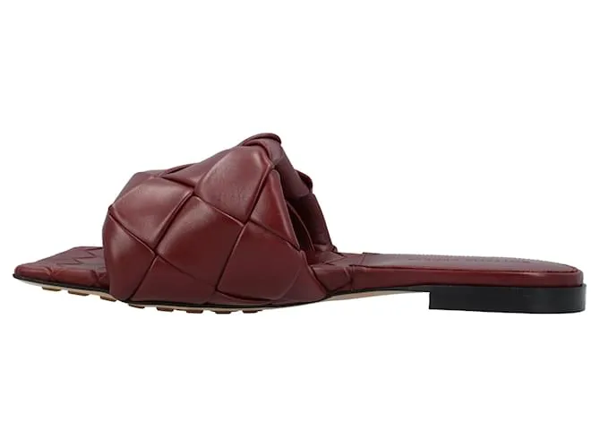 Sandalia plana Lido roja de Bottega Veneta 