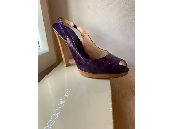 SERGIO ROSSI PIEL DE ANGUILA, PLATAFORMA, PEEPTOE, ZAPATILLAS ABIERTAS PúRPURA 